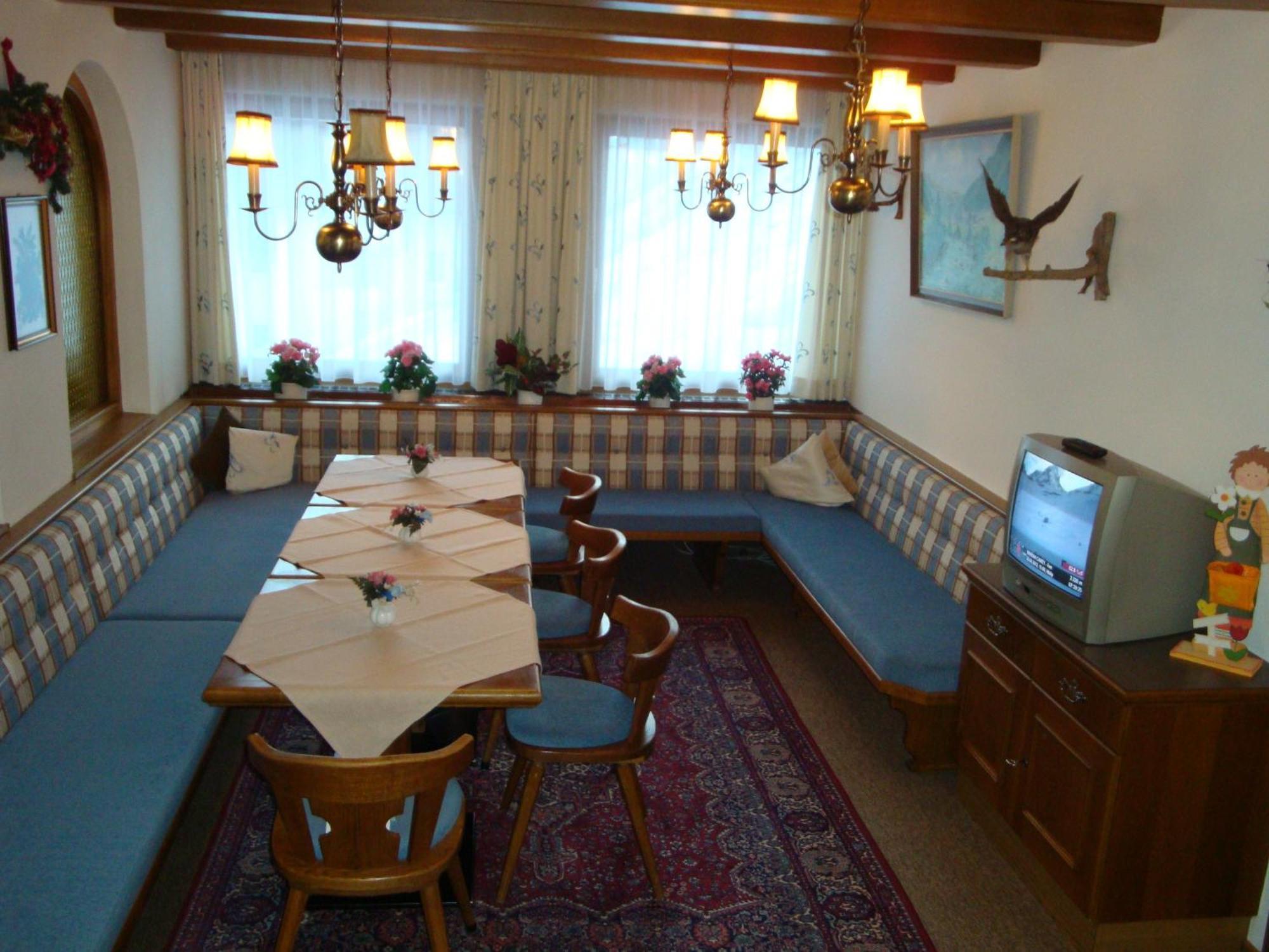Hotel Garni Val-Sinestra Ischgl Exterior foto